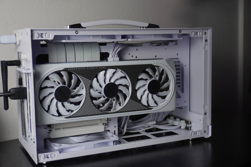 White Mini-ITX Gaming PC | RTX 4060 8GB, 1TB SSD, Ryzen 5 5500, 16GB DDR4-3200